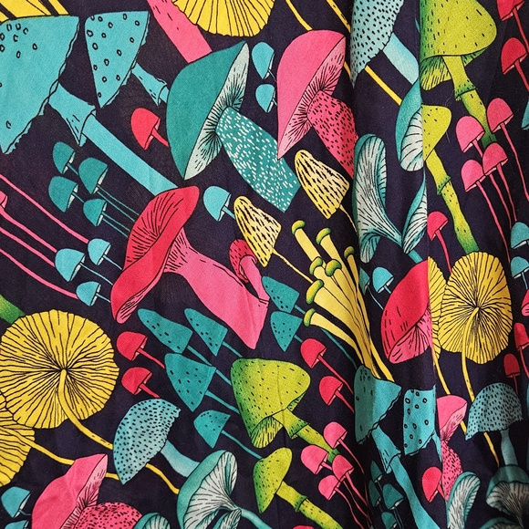 Colorful Mushroom Print Sleeveless Dress - Picture 4 of 6